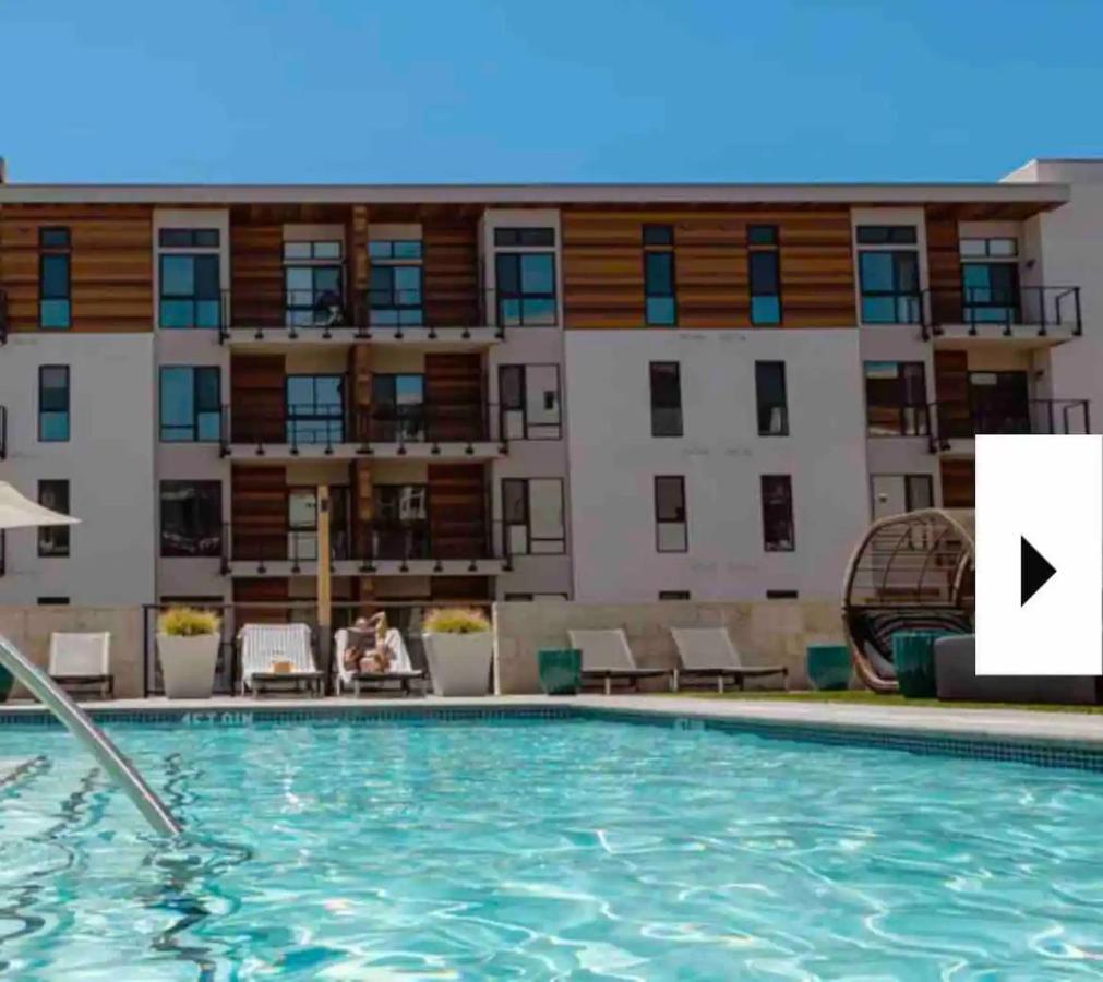 Sapphire Shores-beach View 2br Amazing Amenities Apartment Los Angeles
