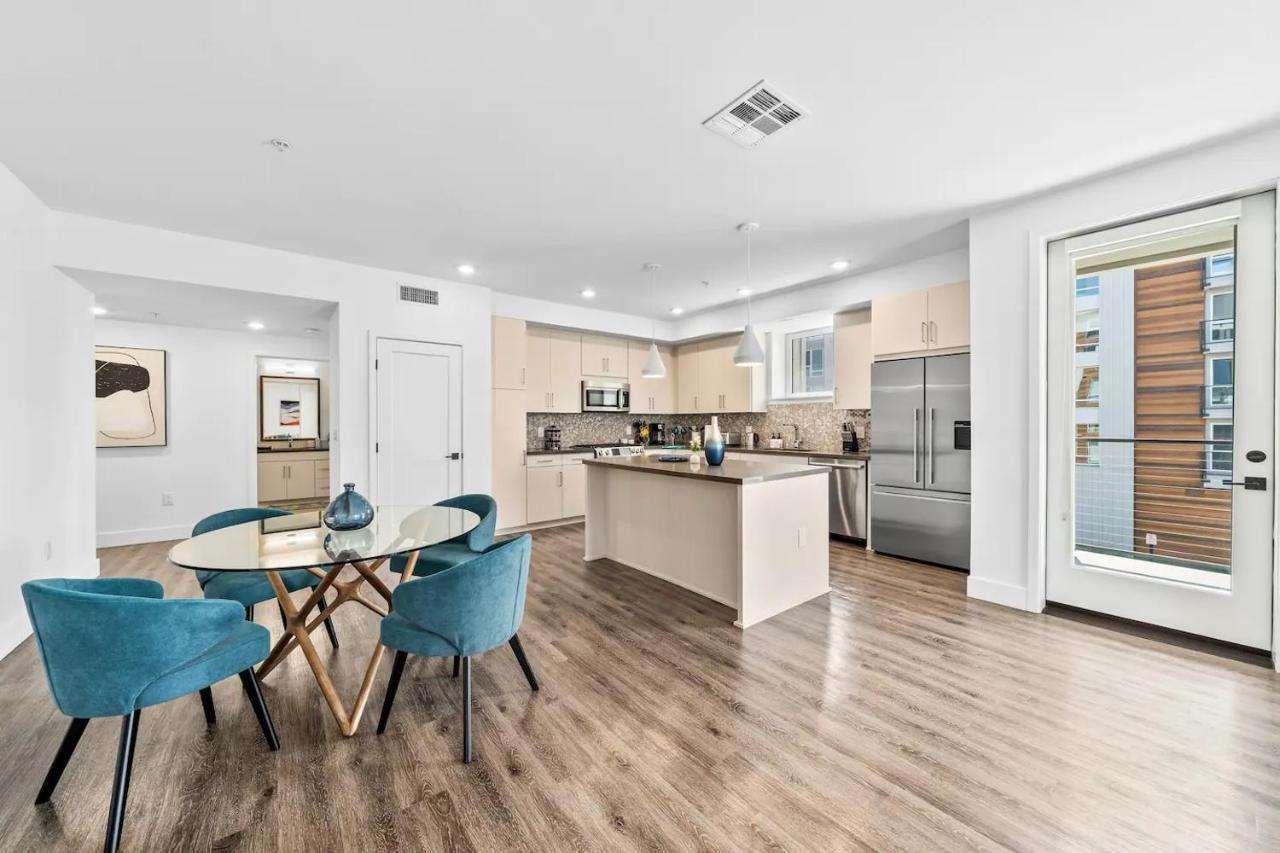 Sapphire Shores-beach View 2br Amazing Amenities Apartment