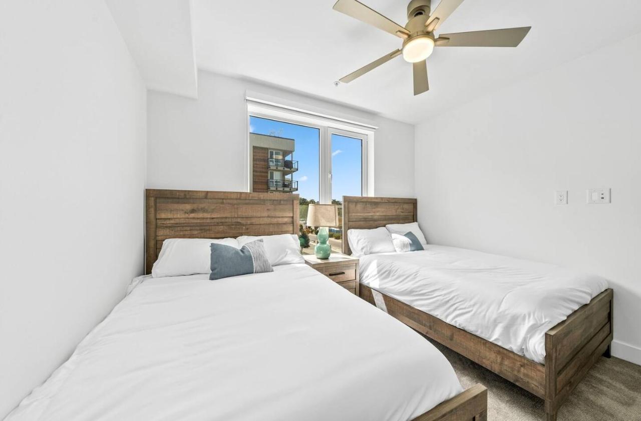 Sapphire Shores-beach View 2br Amazing Amenities Apartment