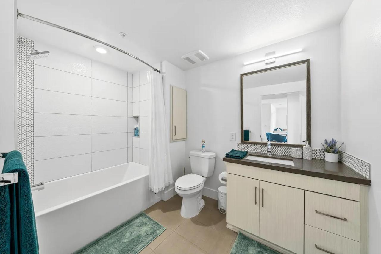 Sapphire Shores-beach View 2br Amazing Amenities * Los Angeles