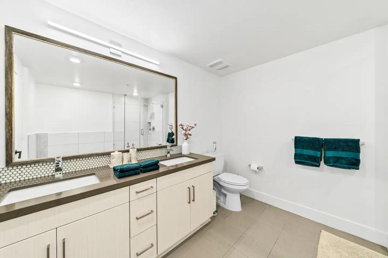 Sapphire Shores-beach View 2br Amazing Amenities * Los Angeles