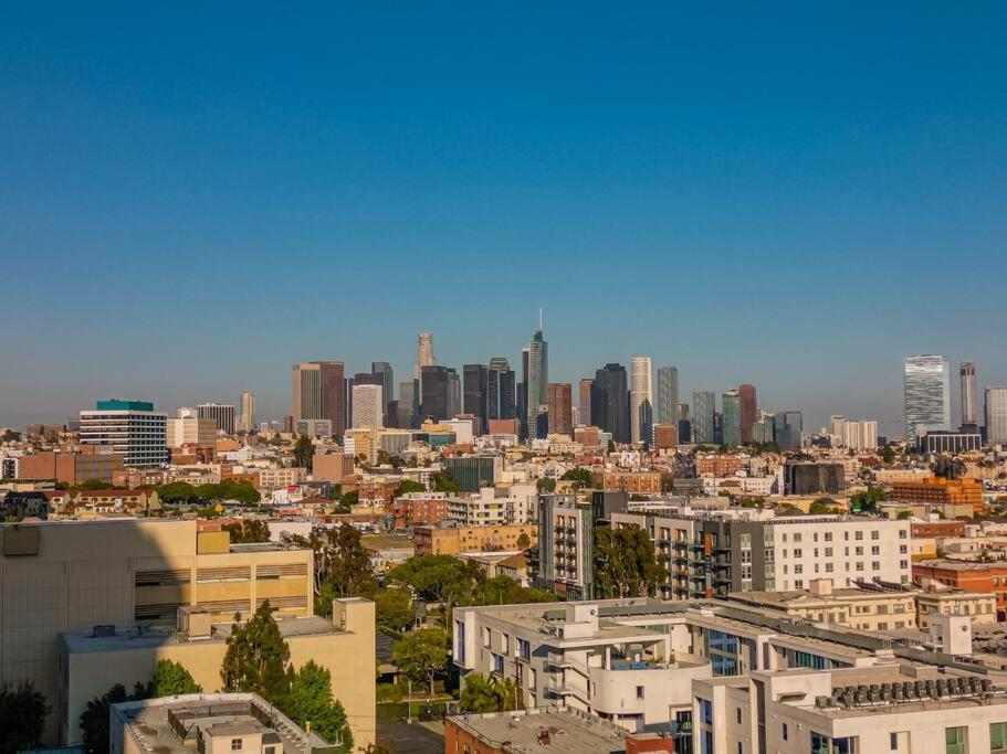 High Rise 1 Bd In Koreatown/downtown Free Parking Apartment *