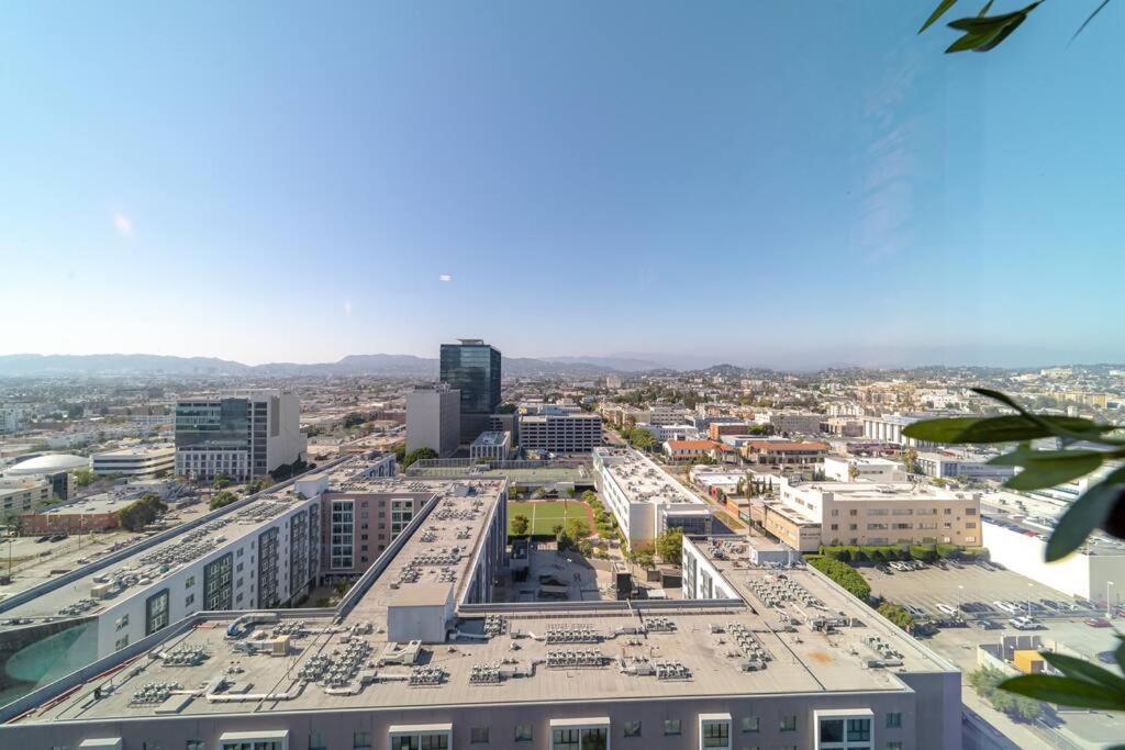 Apartment High Rise 1 Bd In Koreatown/downtown Free Parking