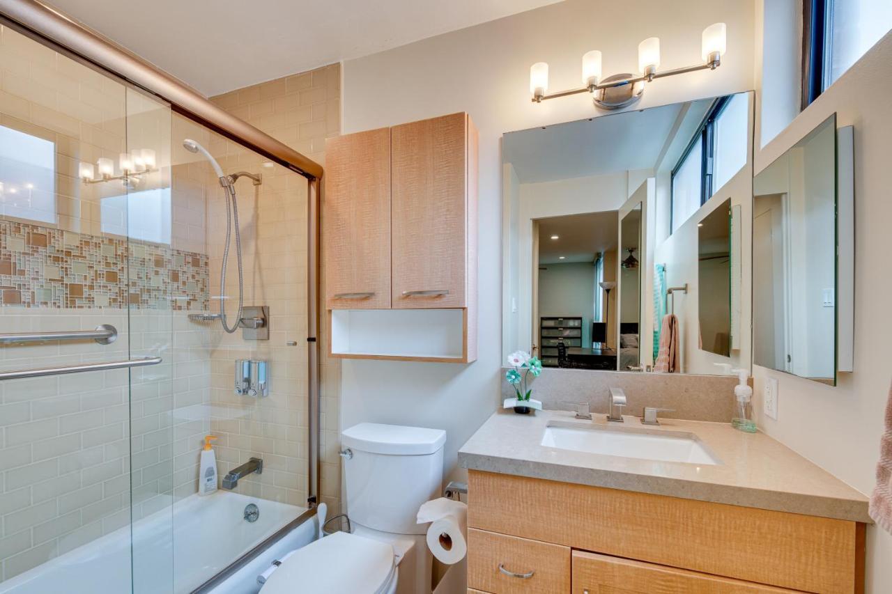 Modern Beverly Hills Townhome 5 Mi To Hollywood! Holiday home *