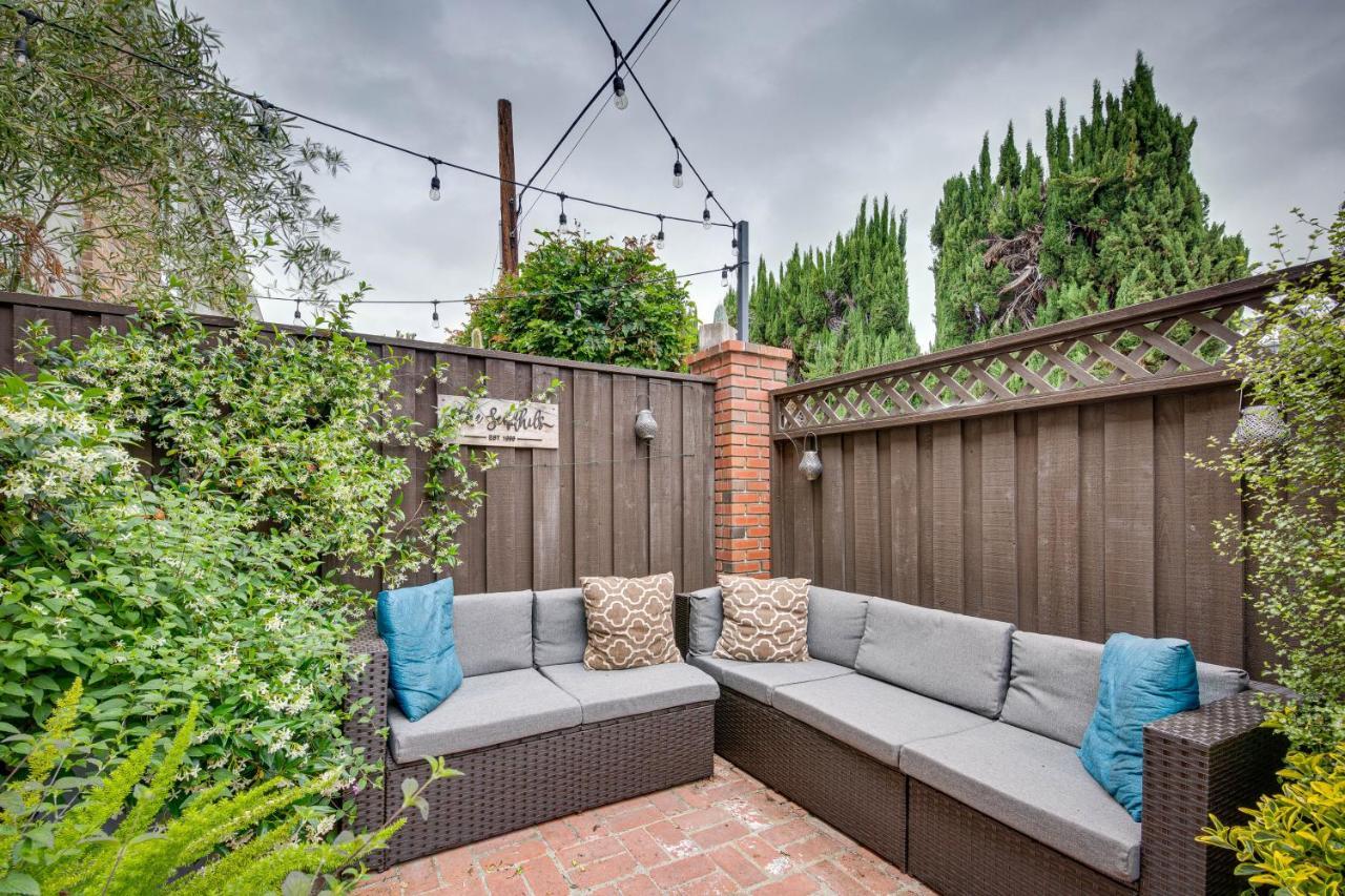 Holiday home Modern Beverly Hills Townhome 5 Mi To Hollywood!