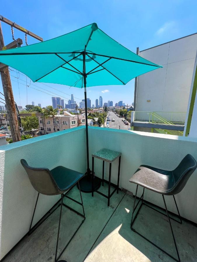 Aparthotel Downtown Angeles Skyline Balcony View Modern Penthouse