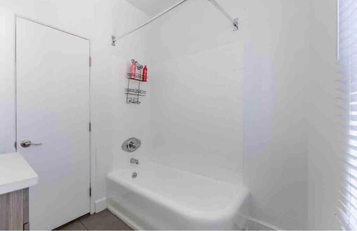 Aparthotel 2 Bedroom Unit In Hollywood Los Angeles