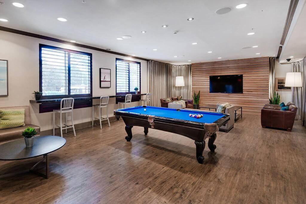 Marina Del Rey Luxury Pool, Gym, Parking, Bbq Apartment Los Angeles