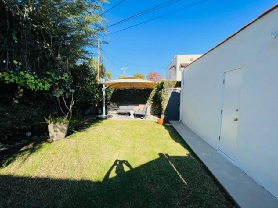 1 Bedroom House In Beverlywood/carthay Square Apartment *