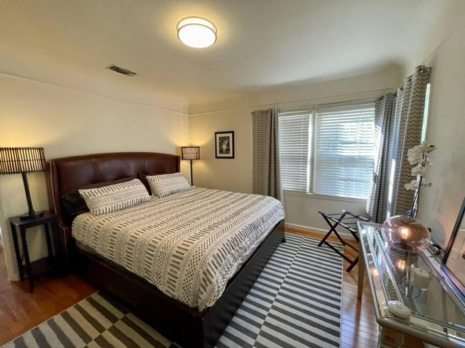 1 Bedroom House In Beverlywood/carthay Square * Los Angeles