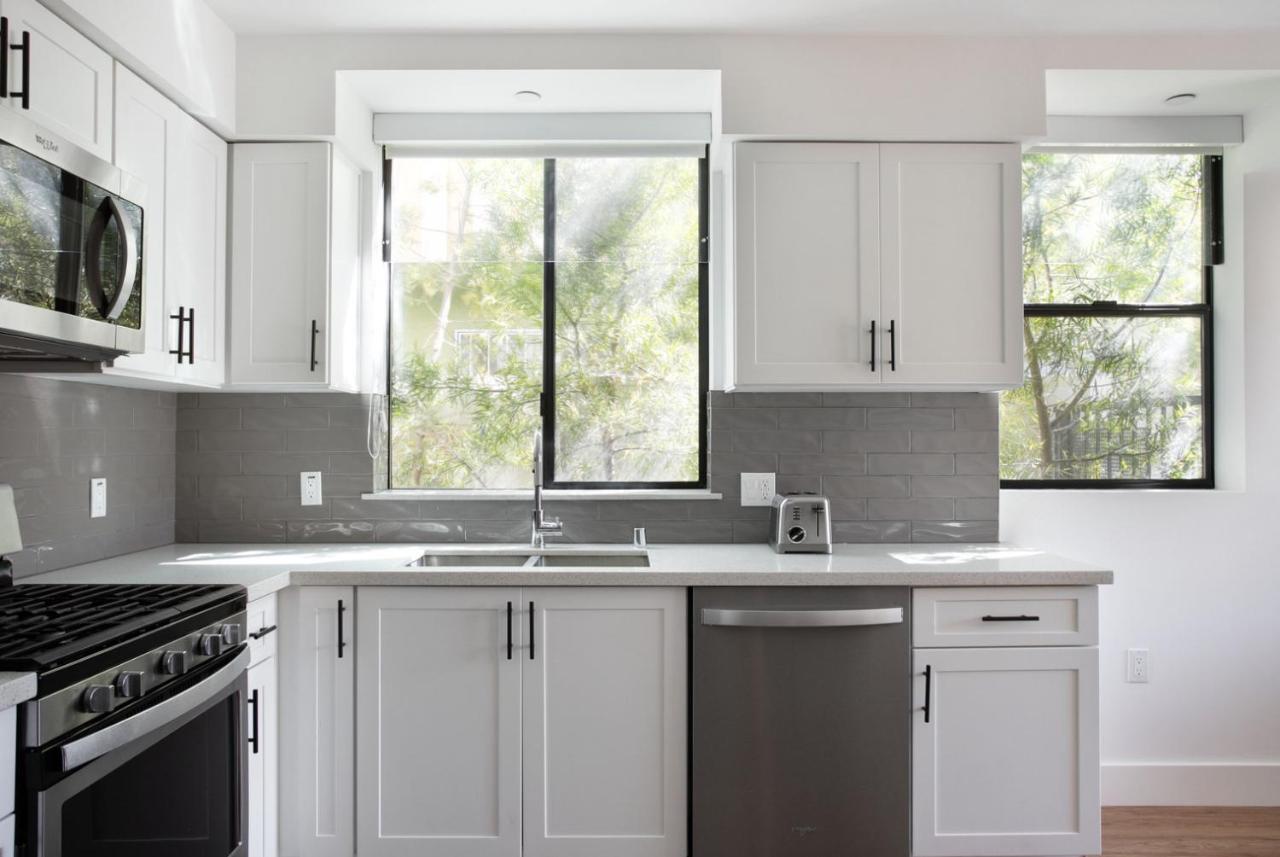 Mid-wilshire 2br W Roof Terrace Nr Shopping Lax-1121 * Los Angeles