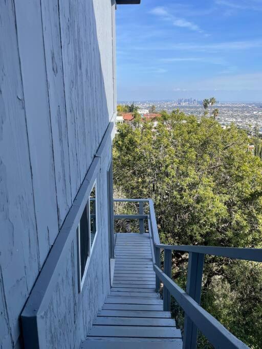 Gorgeous La Views Hollywood Hills