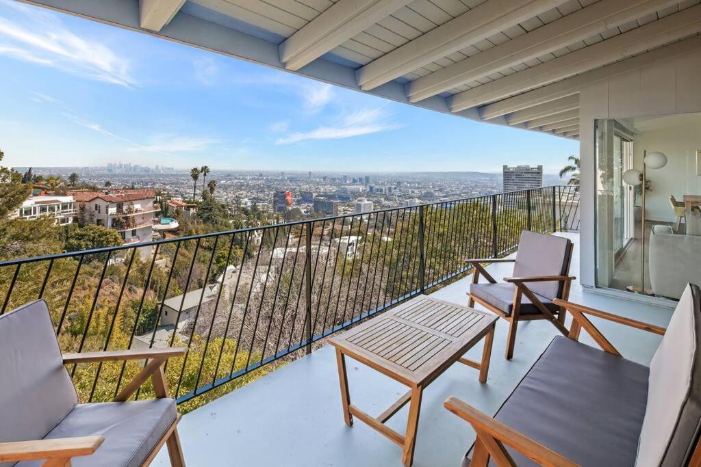 Gorgeous La Views Hollywood Hills Los Angeles