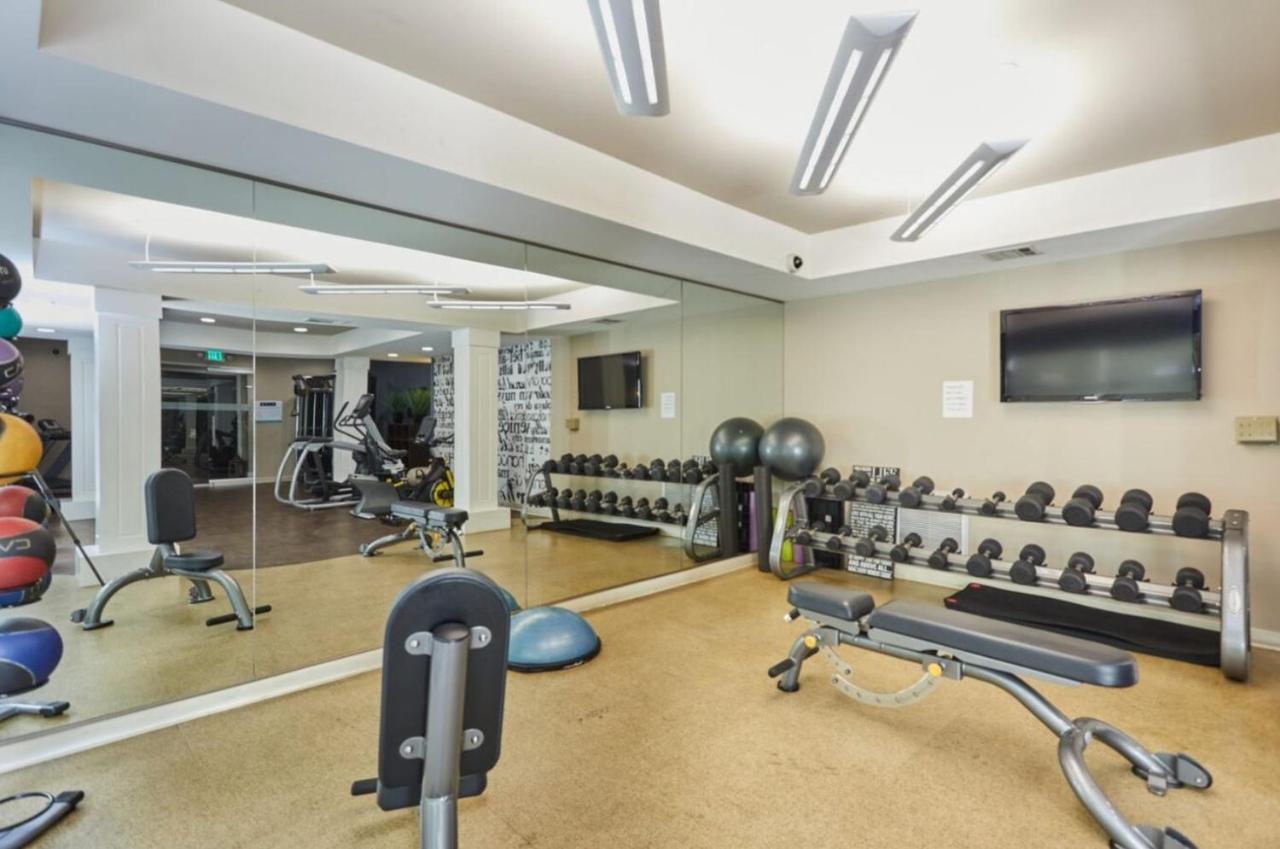 Beverly Hills 1br W Gym Pool Nr Bars Shops Lax-1119 * Los Angeles