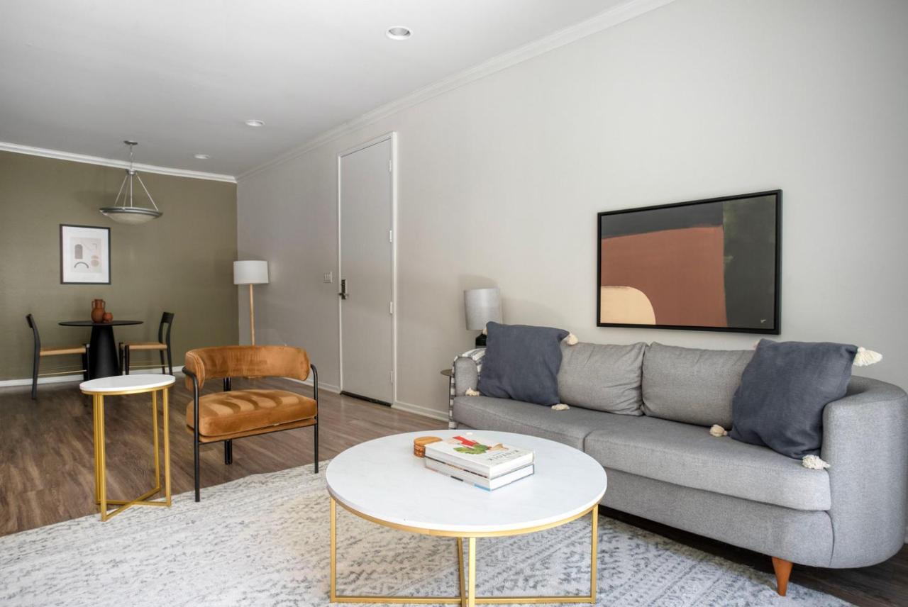 Beverly Hills 1br W Gym Nr Groceries Shopping Lax-1120 Los Angeles