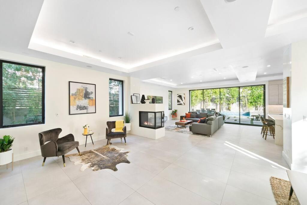 Villa Beverly Hills Lux W. Pool, Rooftop & Parking *