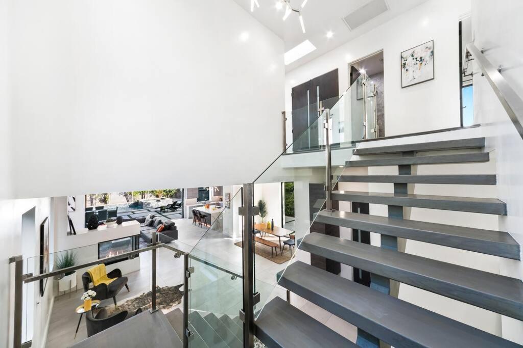 Beverly Hills Lux W. Pool, Rooftop & Parking Los Angeles