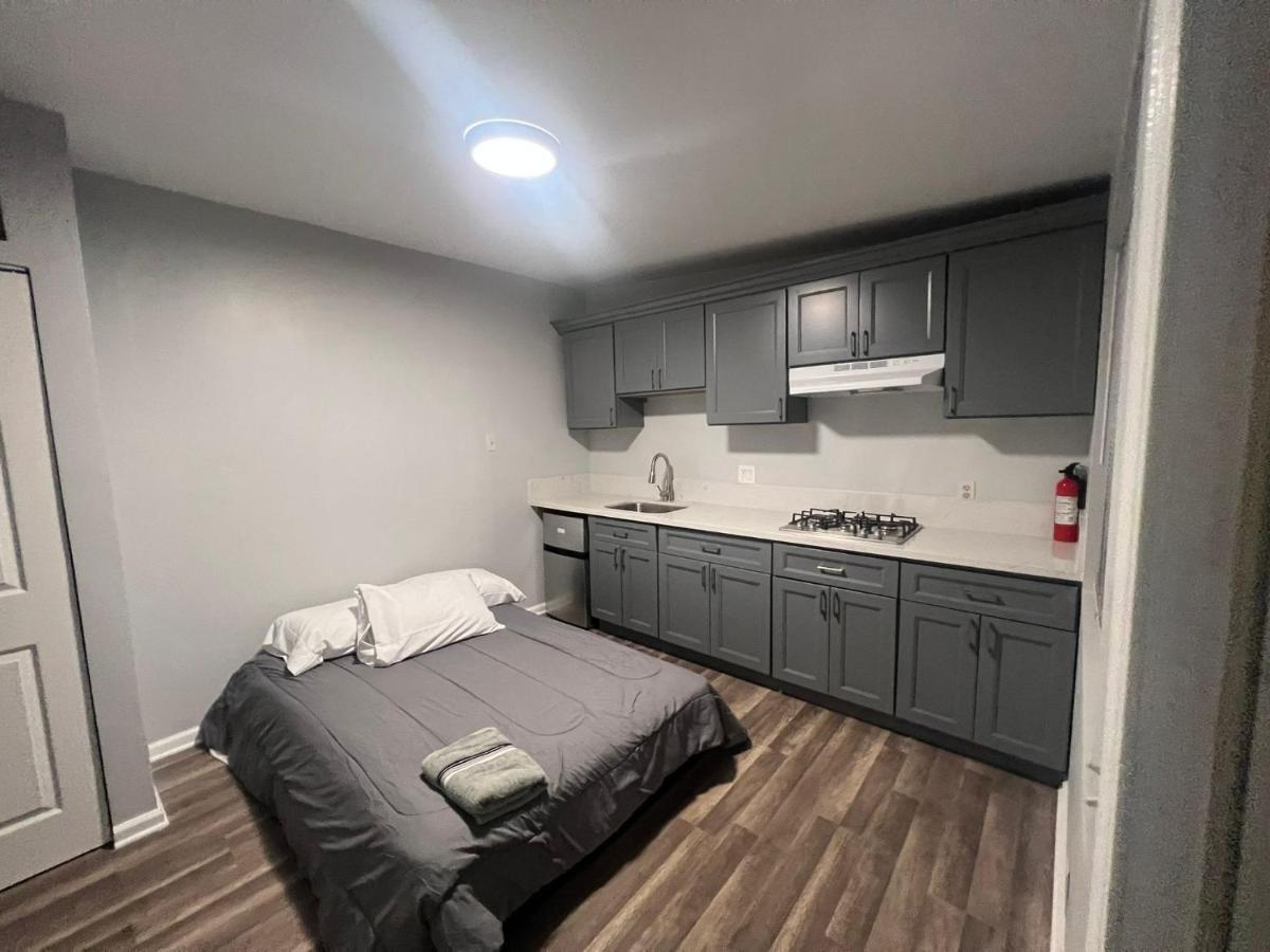 Hostel Hollywood's Homes For The Soul