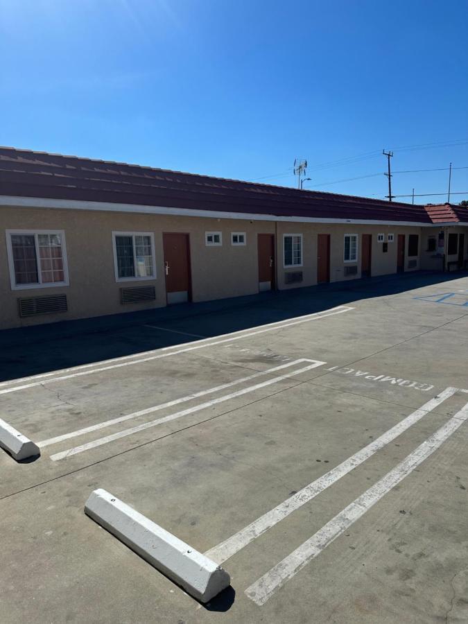 Twenty-first Century Motel