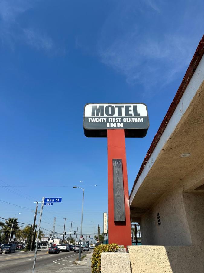 Twenty-first Century Los Angeles