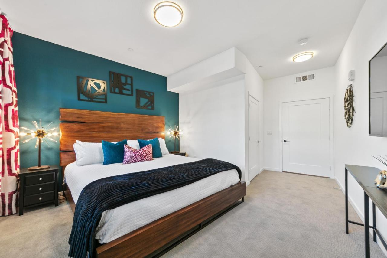 Fairfax District Chic Oasis 2 Bedroom With Den 136 Aparthotel Los Angeles