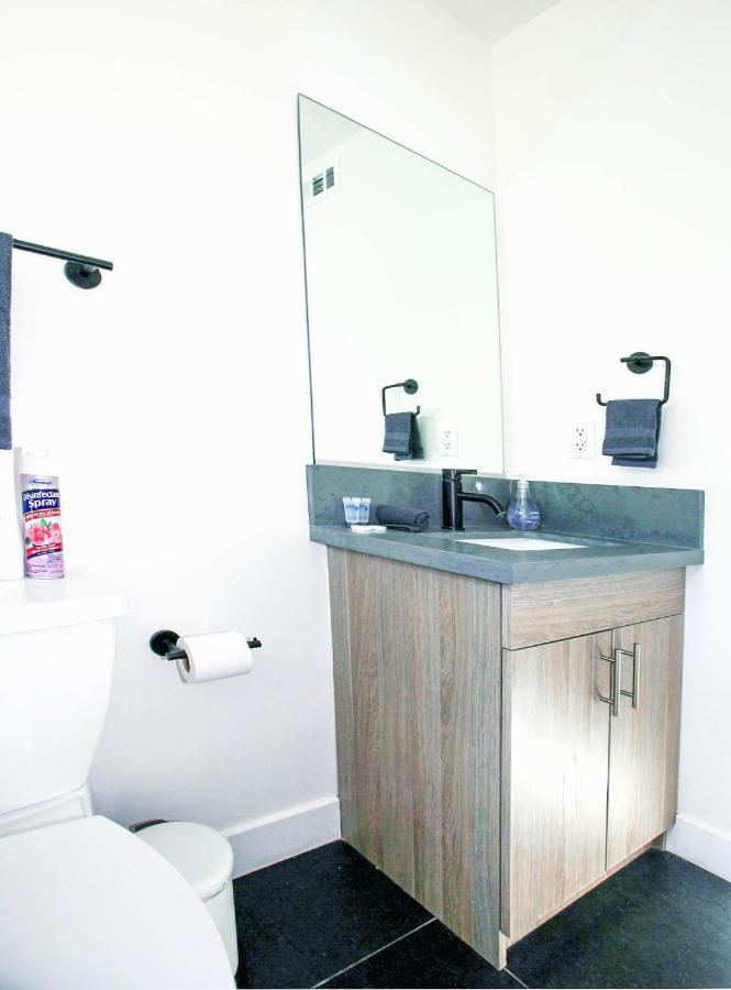 Stylish 3 Br/3br Family House Holiday home Los Angeles