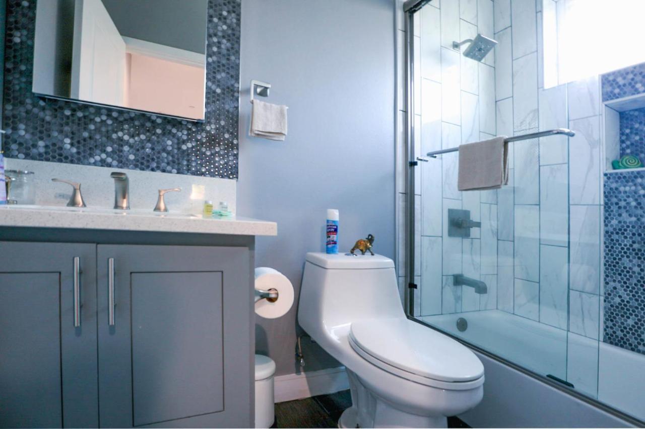Lucky Charm 4 Bedroom Mid-city Holiday home *