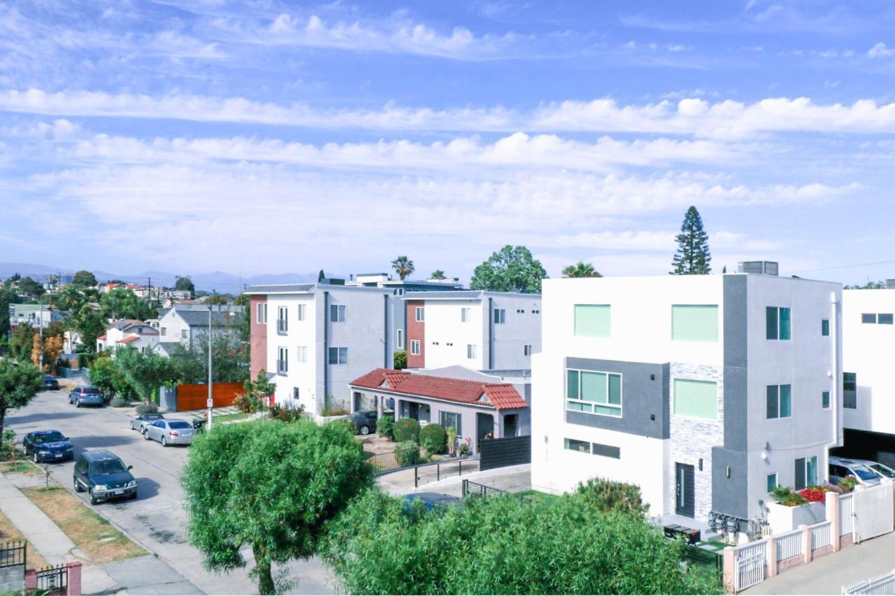Lucky Charm 4 Bedroom Mid-city Holiday home