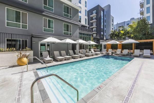 Dtla Luxury With Pool, Gym, Work Pods & Conference * Los Angeles