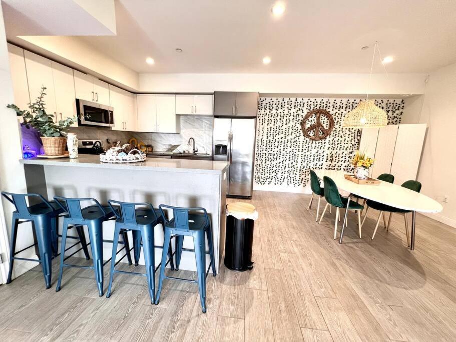 Coastal Oasis 3 Bedroom Apt By Lax/sofi Stadium Apartment *