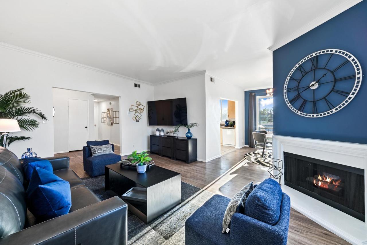 Beverly Hills Penthouse 2 Bedroom With Parking 407 Los Angeles