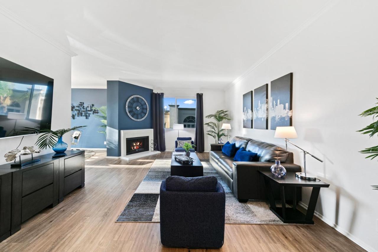 Aparthotel Beverly Hills Penthouse 2 Bedroom With Parking 407 *
