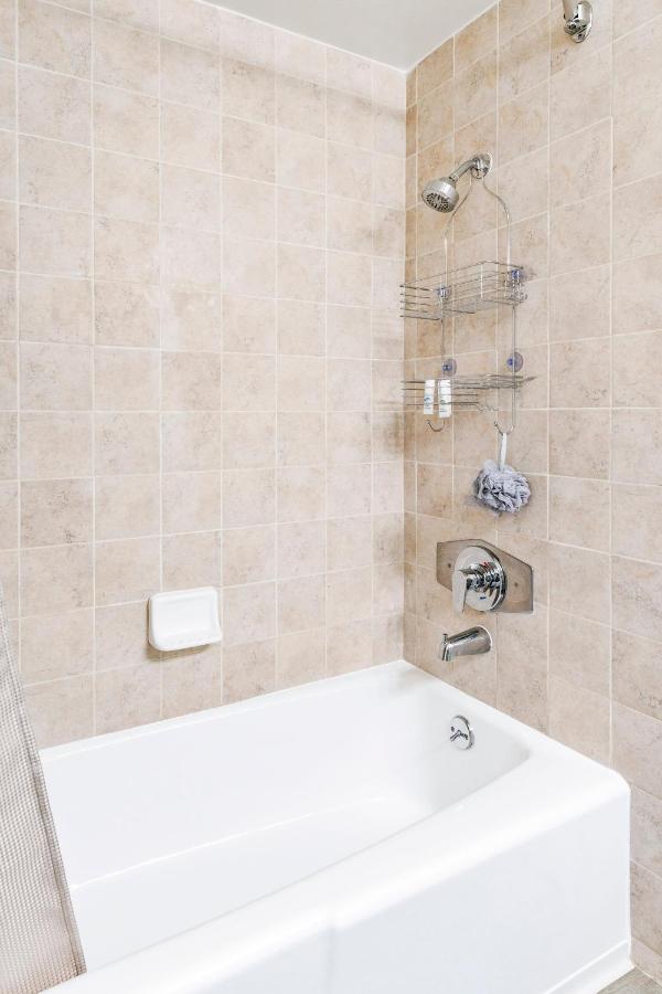 New Luxury Weho Boys Town * Los Angeles