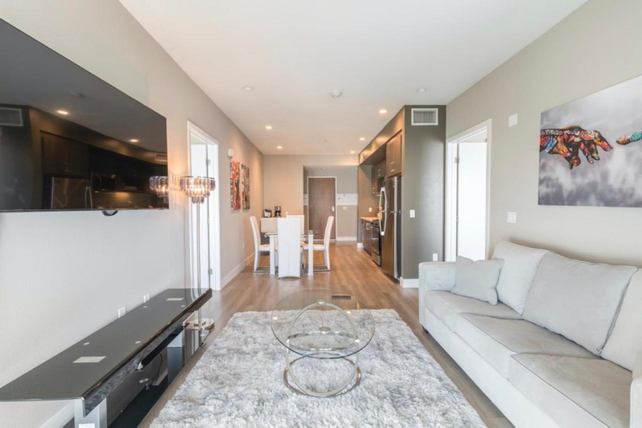 New Construction Modern Luxury Views Pool & Patio An