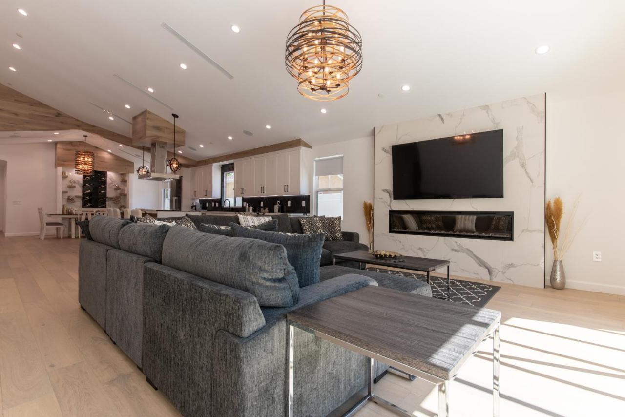 Universal Stellar With Pool And Jacuzzi Villa Los Angeles