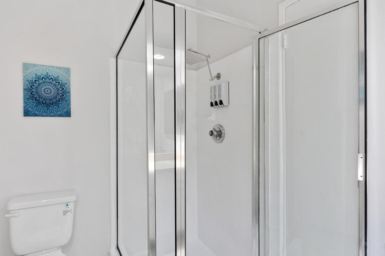 Beverly Hills Chic 2 Bed 2bath With Patio And Parking 309 * Los Angeles