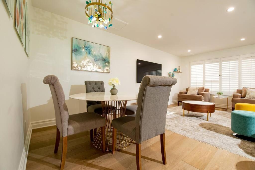 Apartment Brand New Remodeled 3 Bedroom In Reseda *
