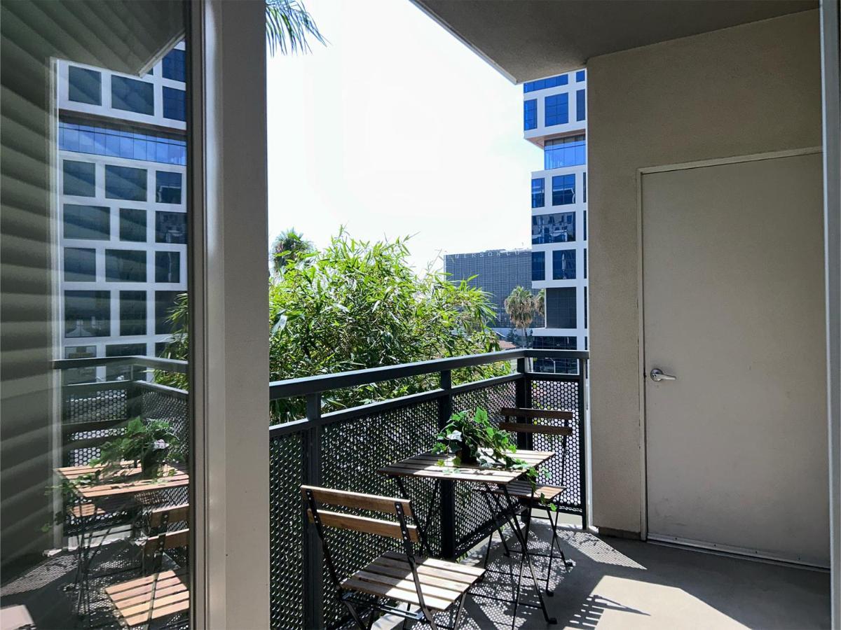 Beautiful In Hollywood 1br & 1bd Apartment *