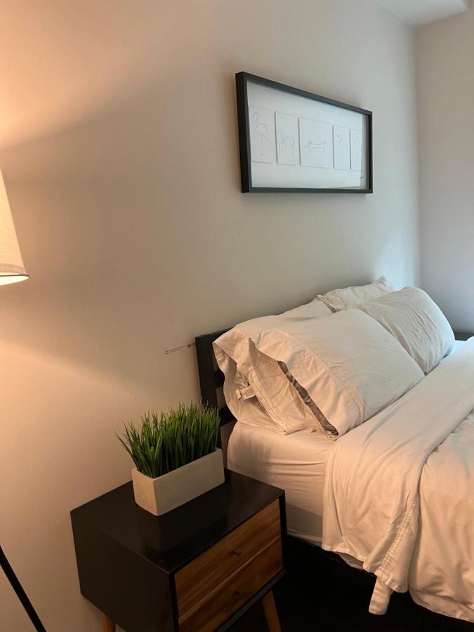 Lux Apt, Near And Ucla!
