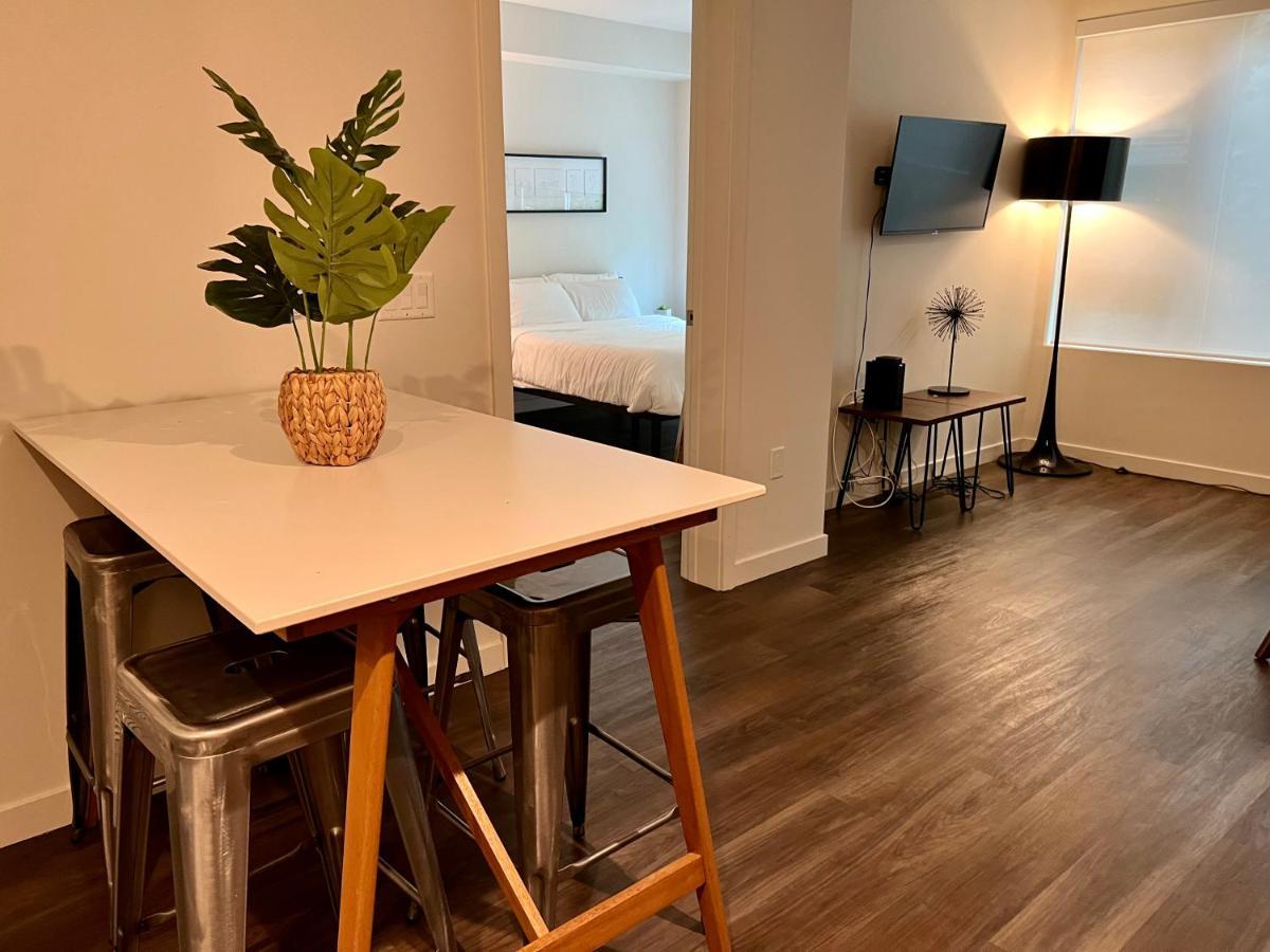 Lux Apt, Near And Ucla!