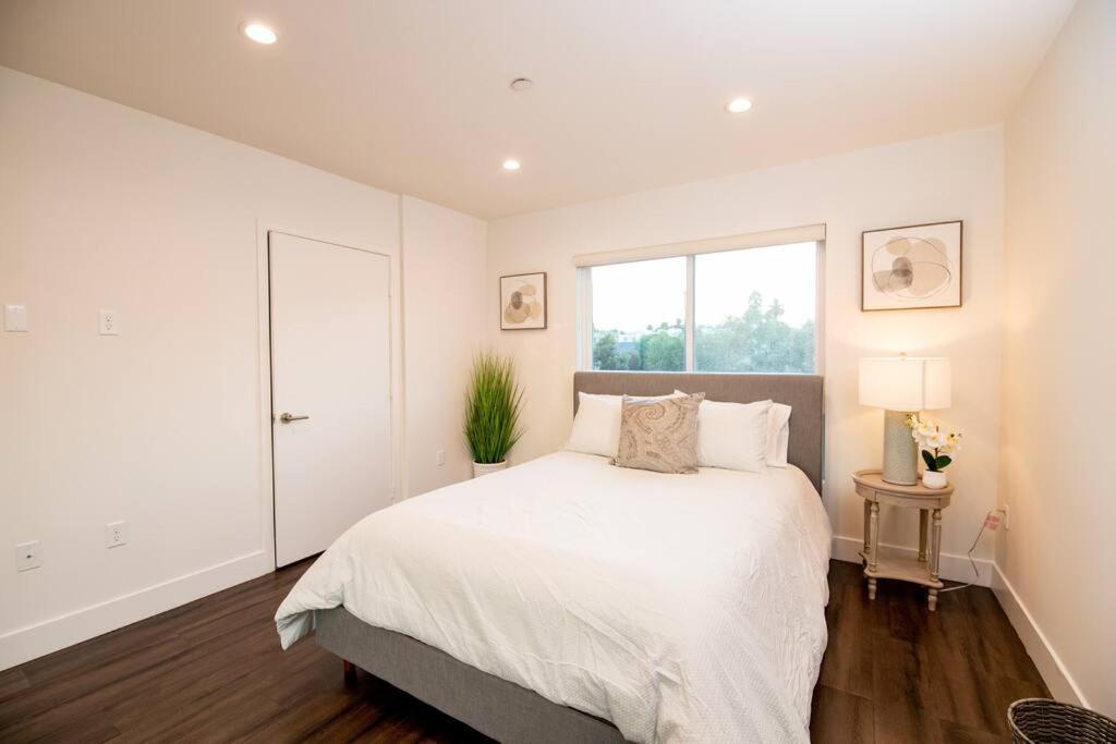 Apartment Luxury 2bed/2bath In West Hollywood W/ Rooftop