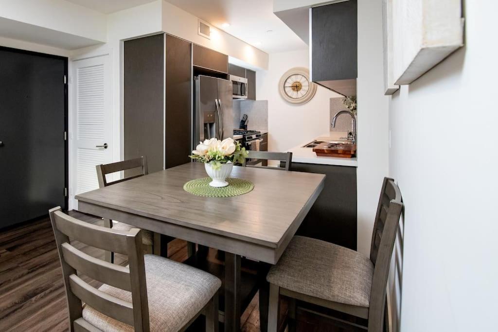 Apartment Luxury 2bed/2bath In West Hollywood W/ Rooftop *