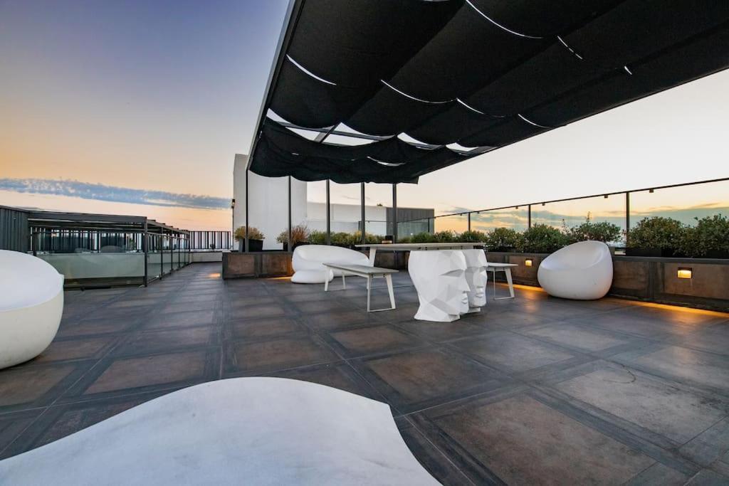 Luxury 2bed/2bath In West Hollywood W/ Rooftop *