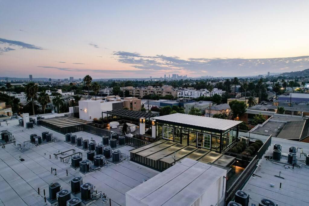 Luxury 2bed/2bath In West Hollywood W/ Rooftop Apartment *