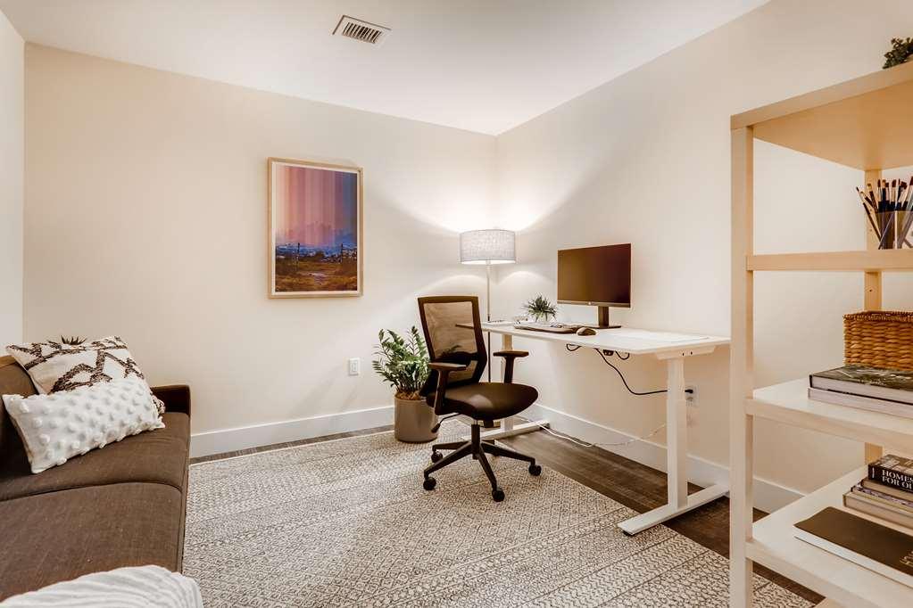 Sentral Dtla 755 Hotel