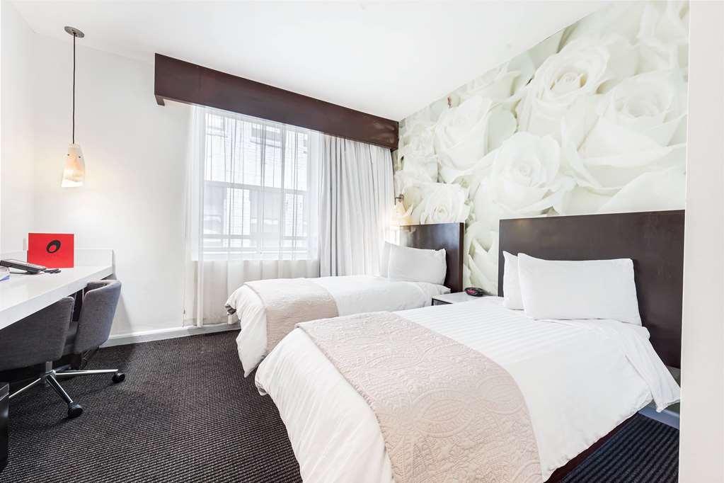 O By Luxurban. Trademark Hotel