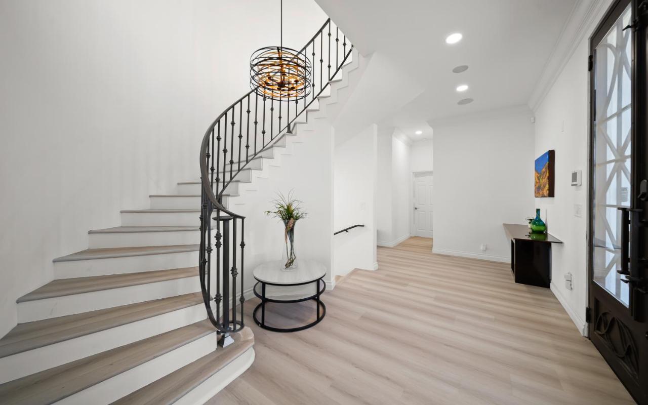 Le Chateau Los Angeles