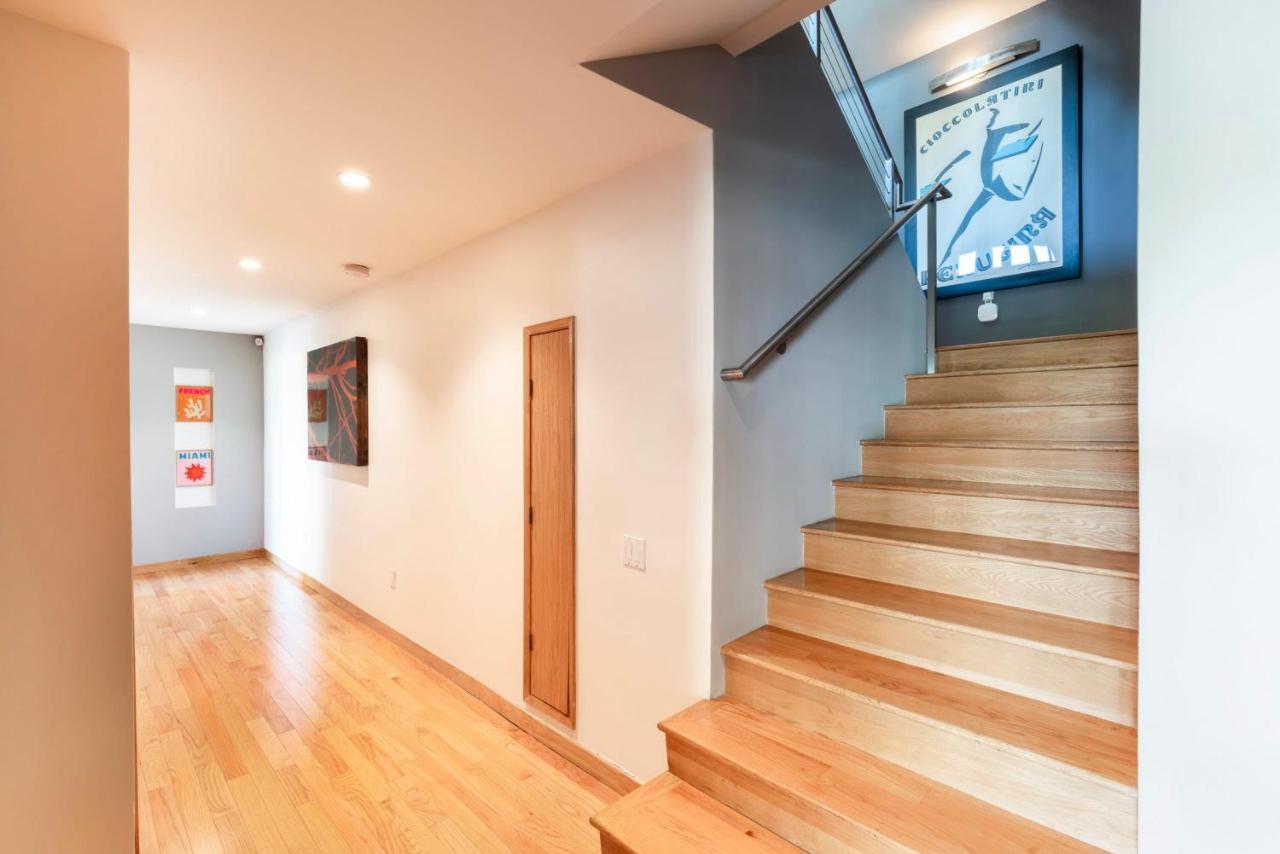 6mil 5br Sunset Strip Jetliner Views Oasis *
