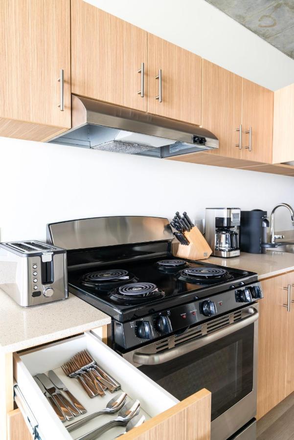 New 2br Upscale Hollywood Los Angeles