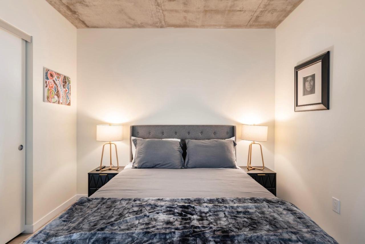 New 2br Upscale Hollywood Los Angeles